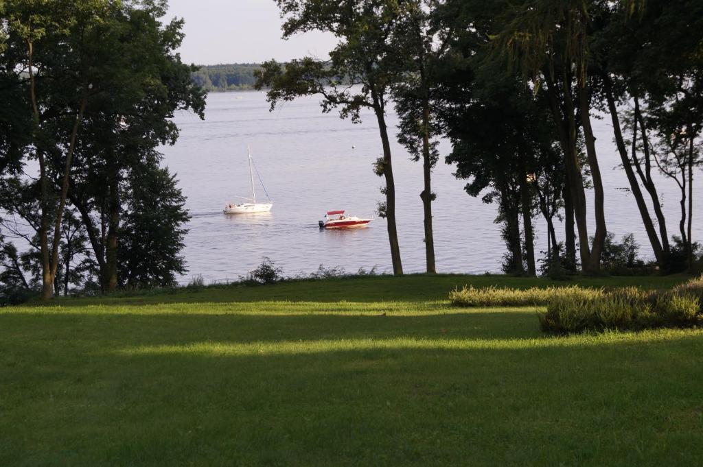 Palac Zegrzynski Zegrze Esterno foto